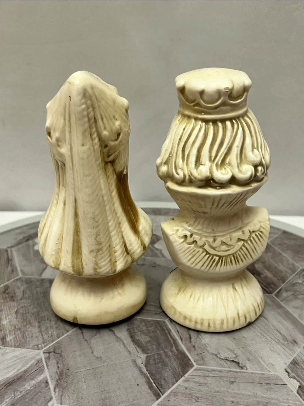 Vintage 1972 Garnier Creme De Menthe King Queen Bust Decanters Set Italy